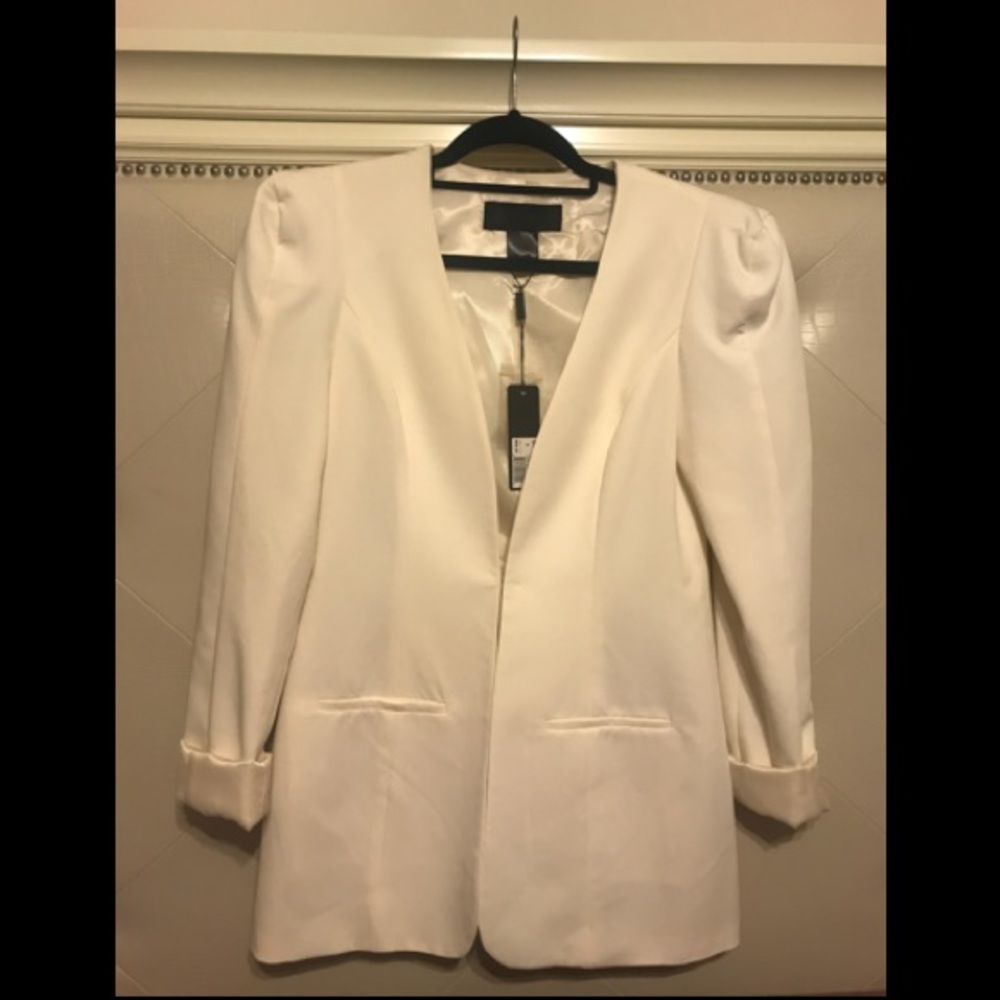 Kardashian Kollection Off White Blazer Size Small